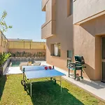 Villa Dar Yas, A 20Min Du Centre Avec Piscine Chauffee, Cuisiniere, Chauffeur, Air Hockey, Ping-Pong & Jeux De Societe