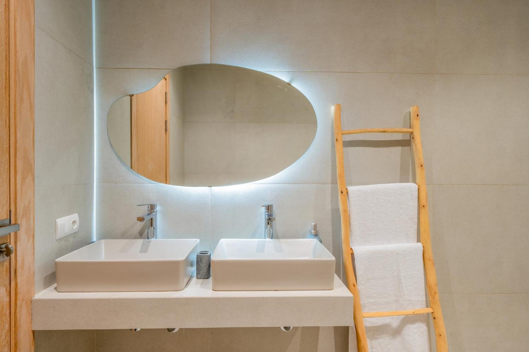 Dar Yas, A 20min Du Centre Avec Piscine Chauffee, Cuisiniere, Chauffeur, Air Hockey, Ping-pong & Jeux De Societe Villa *