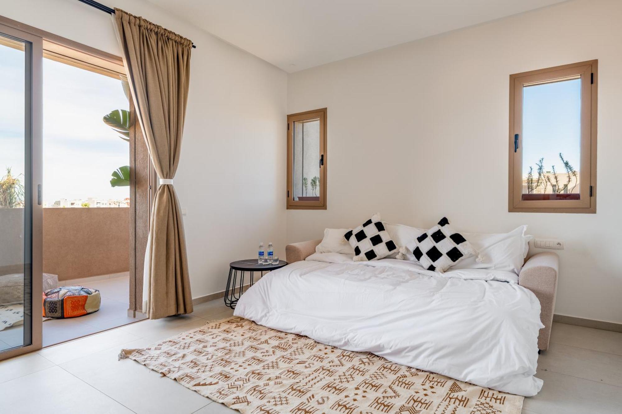 Dar Yas, A 20min Du Centre Avec Piscine Chauffee, Cuisiniere, Chauffeur, Air Hockey, Ping-pong & Jeux De Societe