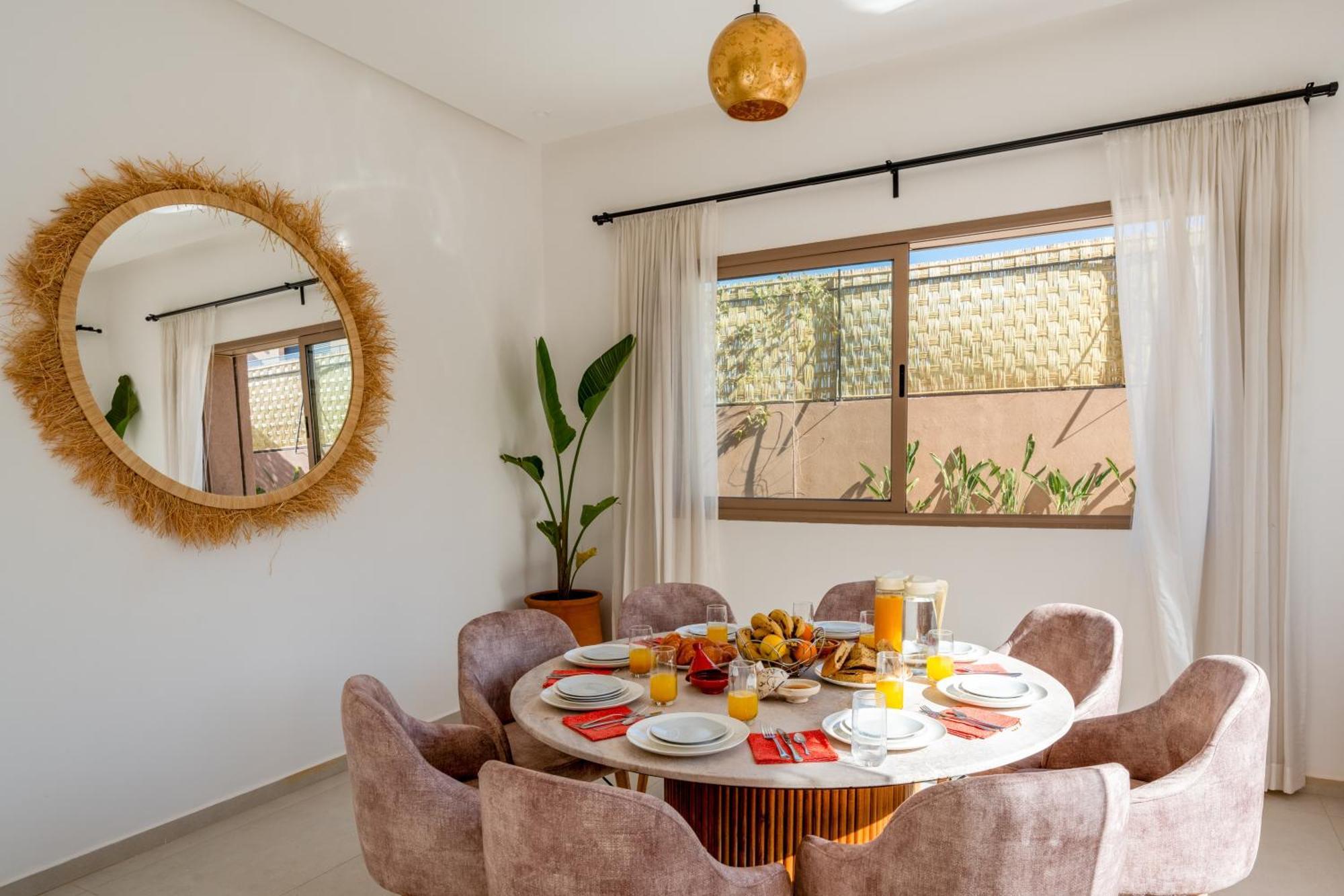 Dar Yas, A 20min Du Centre Avec Piscine Chauffee, Cuisiniere, Chauffeur, Air Hockey, Ping-pong & Jeux De Societe Villa Marrakesh