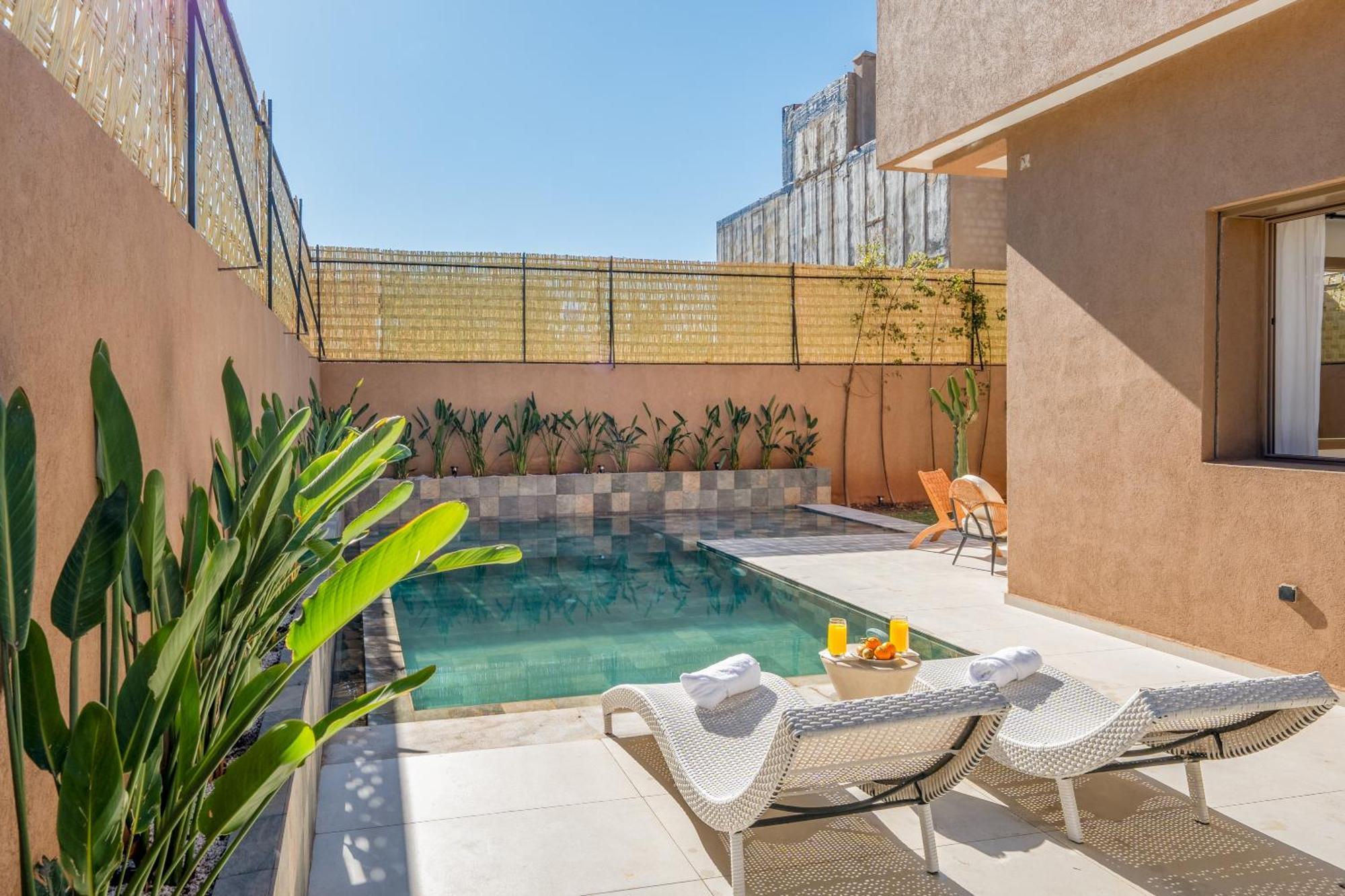 Dar Yas, A 20min Du Centre Avec Piscine Chauffee, Cuisiniere, Chauffeur, Air Hockey, Ping-pong & Jeux De Societe * Marrakesh