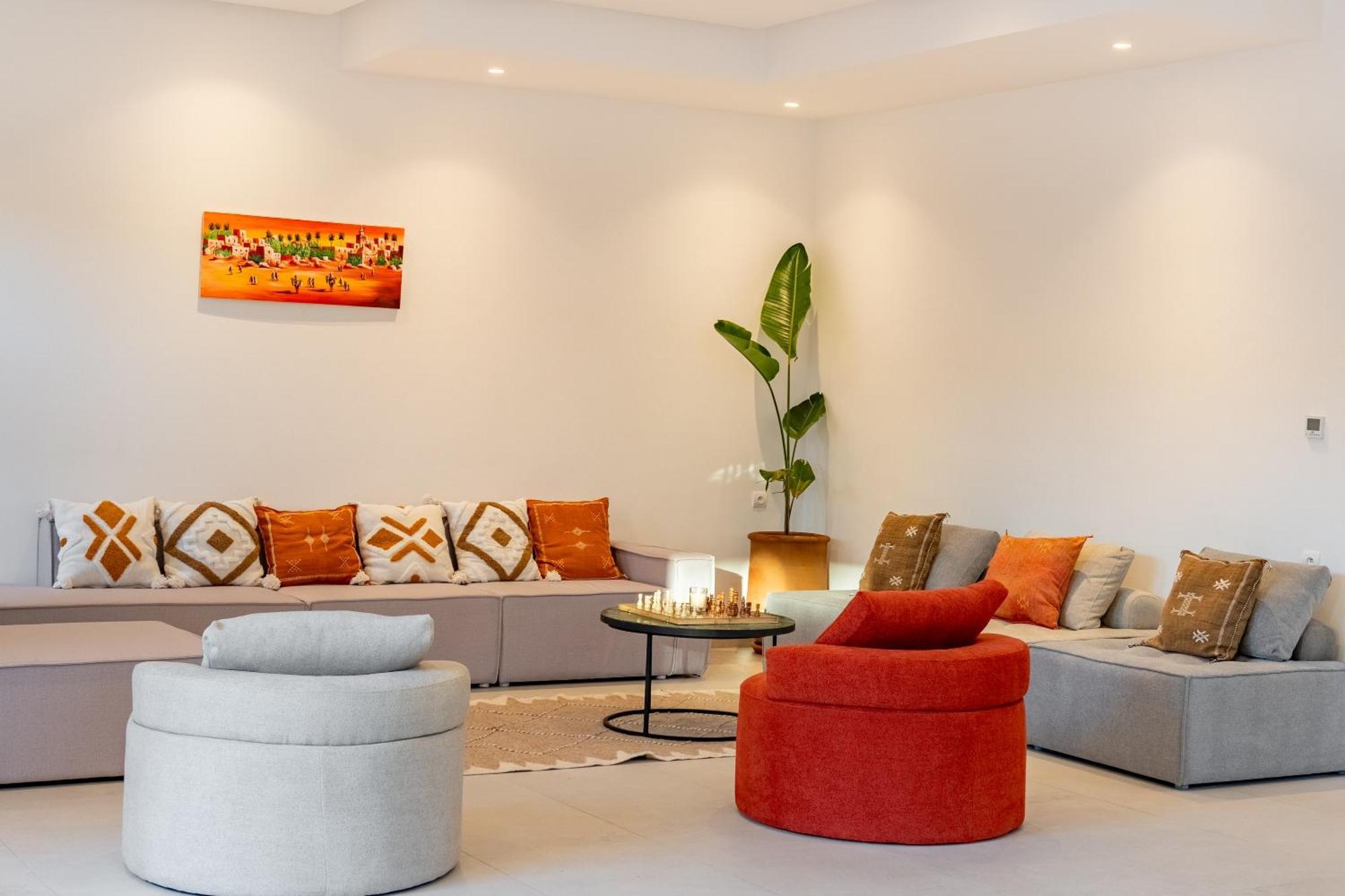 Dar Yas, A 20min Du Centre Avec Piscine Chauffee, Cuisiniere, Chauffeur, Air Hockey, Ping-pong & Jeux De Societe Villa *