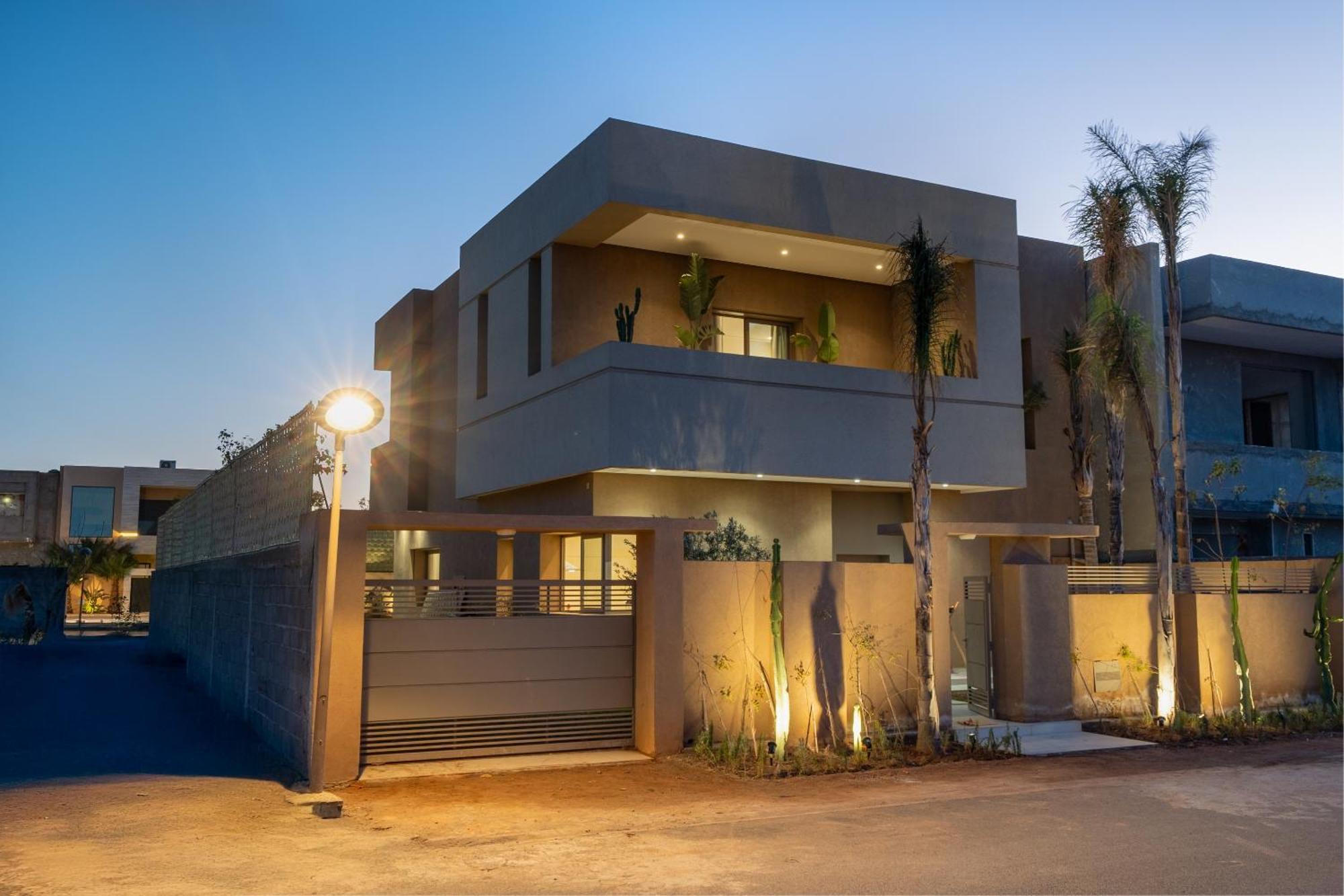 Dar Yas, A 20min Du Centre Avec Piscine Chauffee, Cuisiniere, Chauffeur, Air Hockey, Ping-pong & Jeux De Societe *