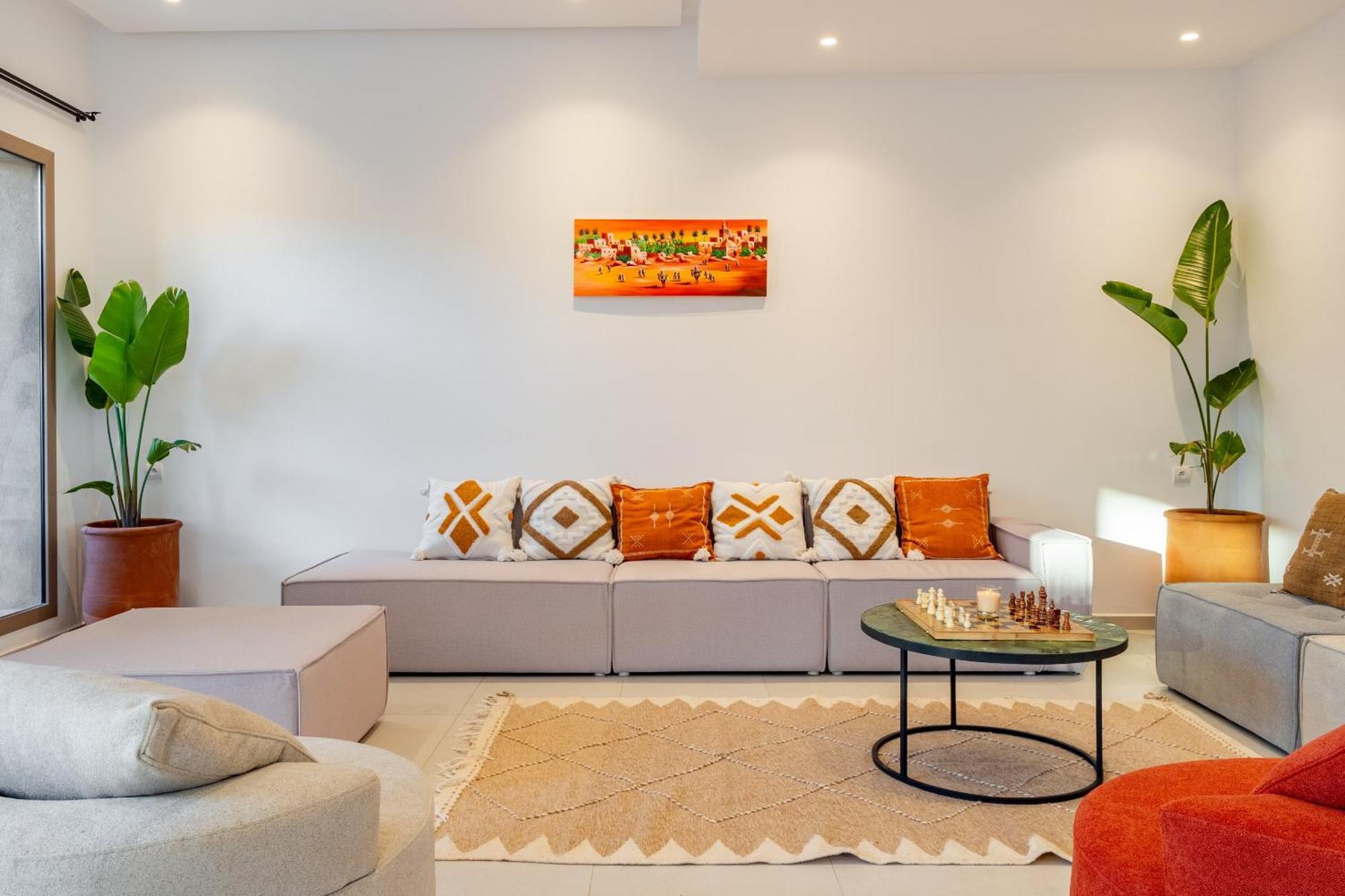 Dar Yas, A 20min Du Centre Avec Piscine Chauffee, Cuisiniere, Chauffeur, Air Hockey, Ping-pong & Jeux De Societe Villa *